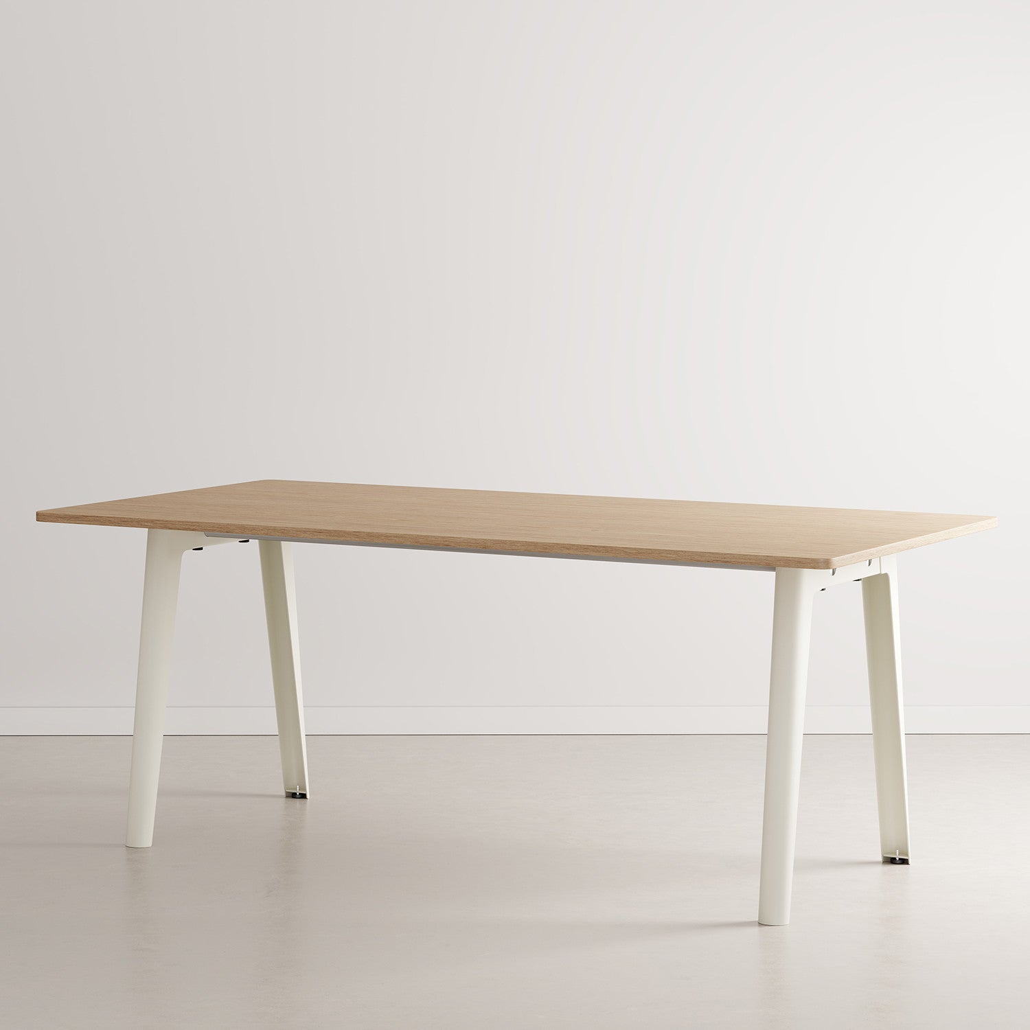 Esstisch NEW MODERN - öko-zertifiziertes Holz