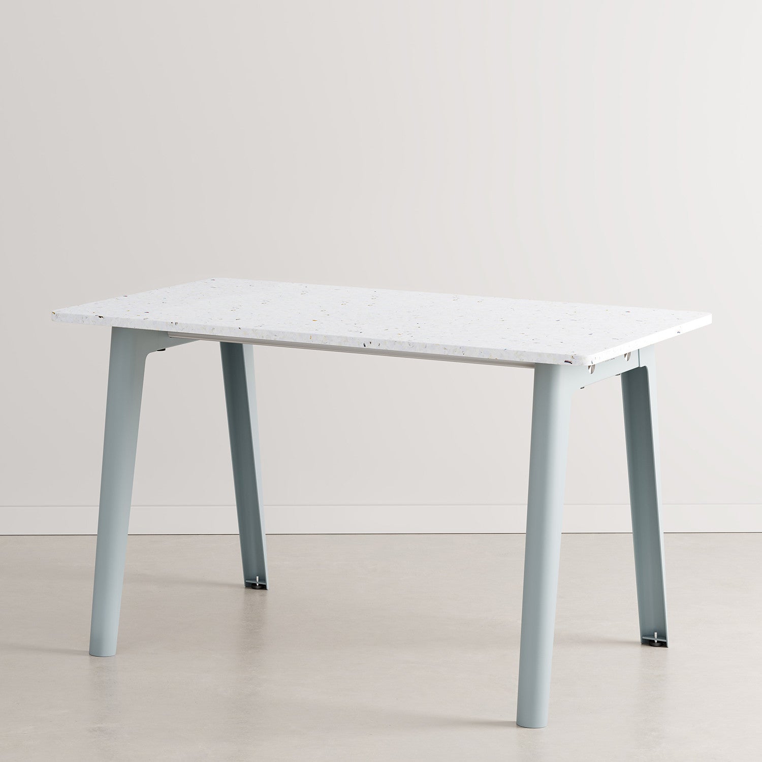 NEW MODERN desk - Venezia recycled plastic
