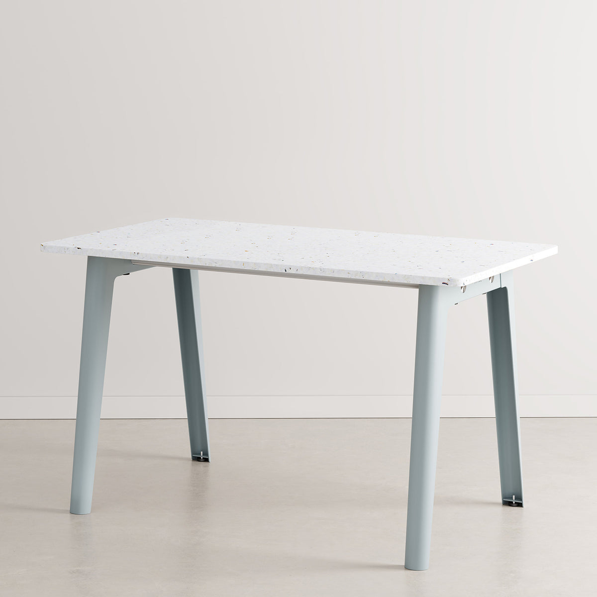 NEW MODERN desk - Venezia recycled plastic