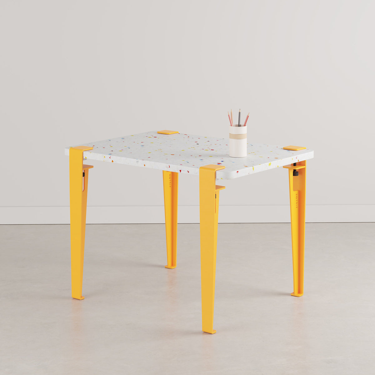 Bureau enfant TIPTOE 70x50cm - plastique recyclé Tutti Frutti
