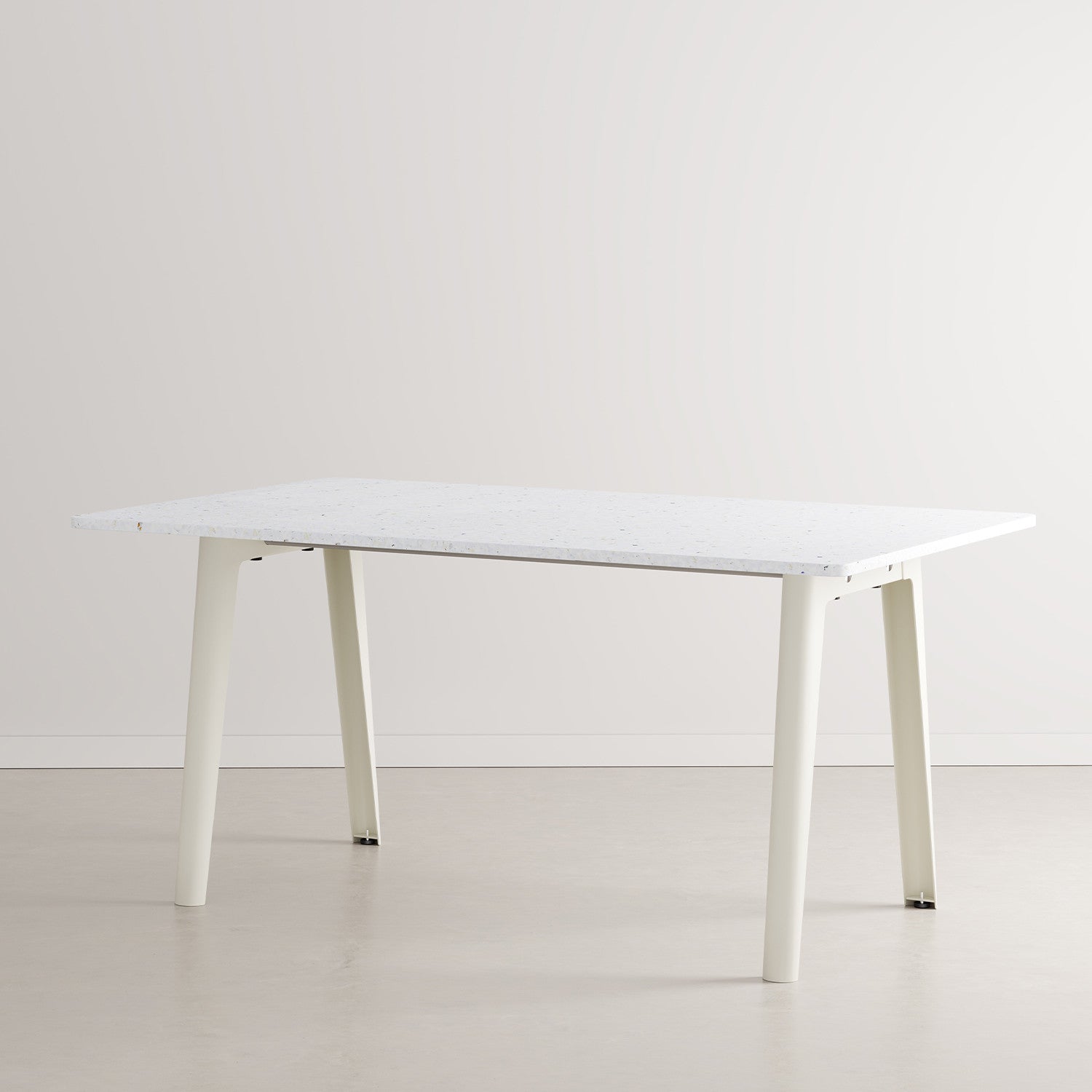 NEW MODERN dining table - Venezia recycled plastic